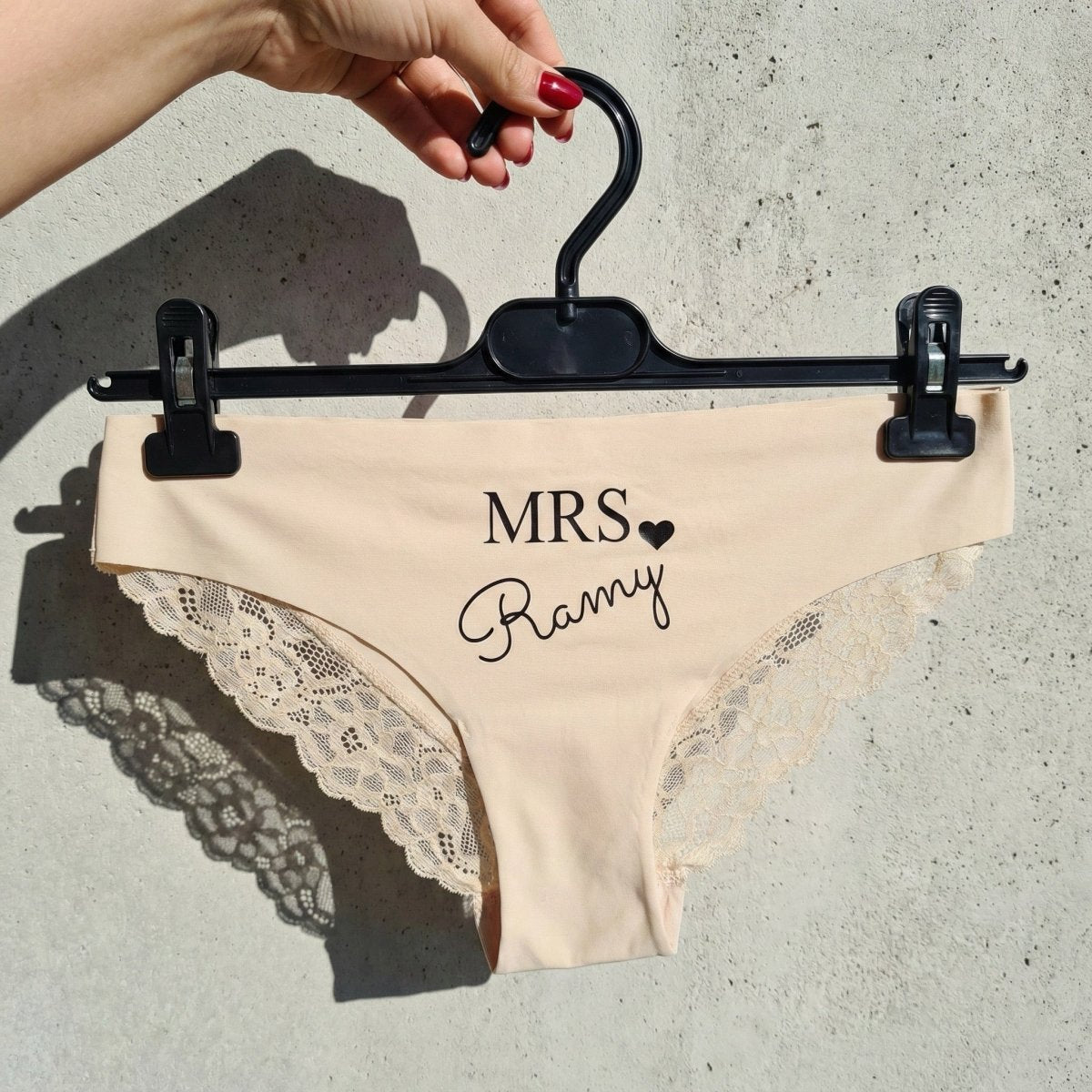 Women lingerie underwear - The MRS - Etba3lly